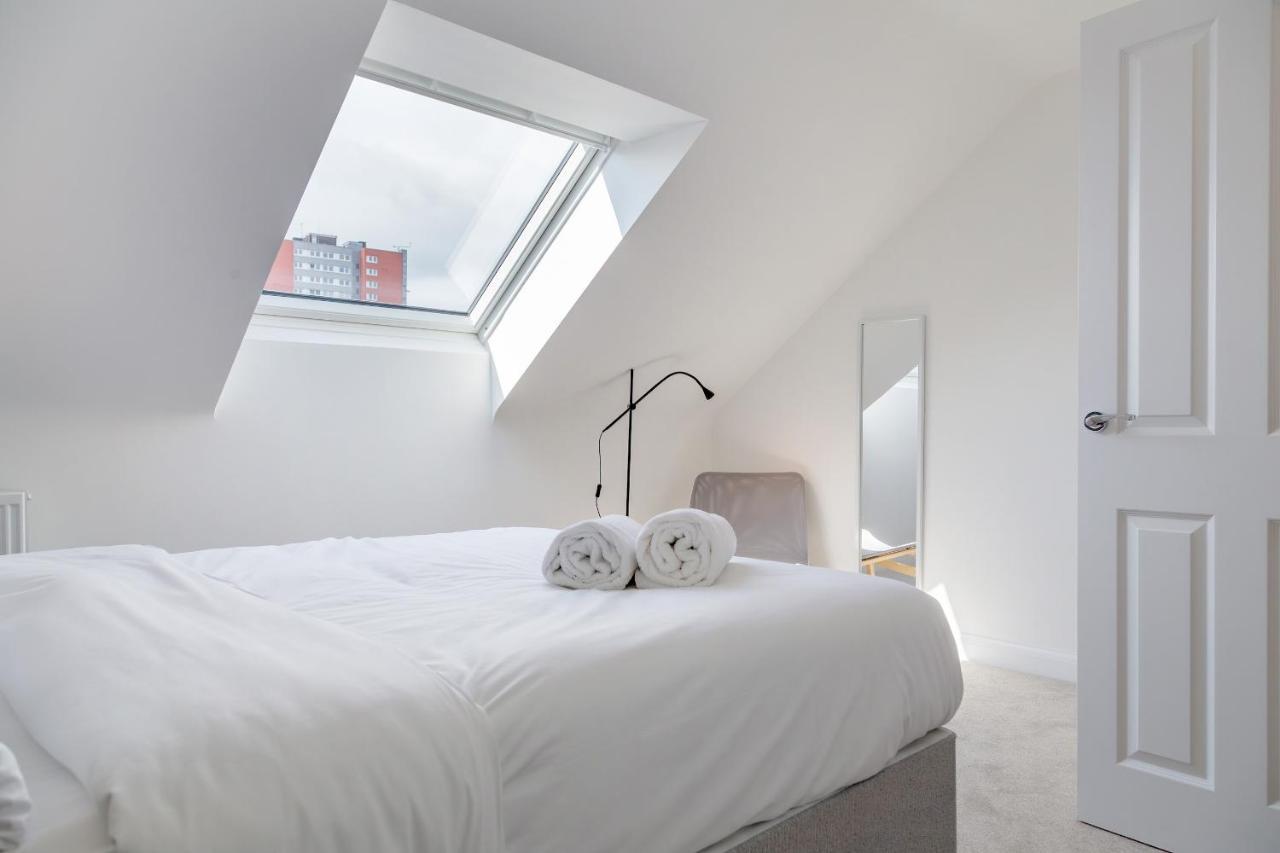 Pass The Keys Cheerful 4 Bed Central Townhouse Garden & Parking Villa Birmingham Exterior foto